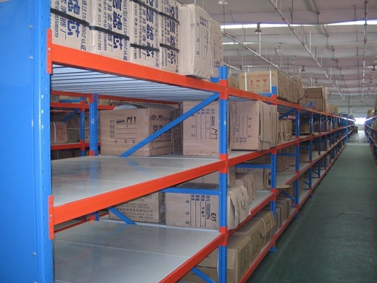 Powder Coating Longspan Metal Medium Duty Racking With CE ISO Certificated